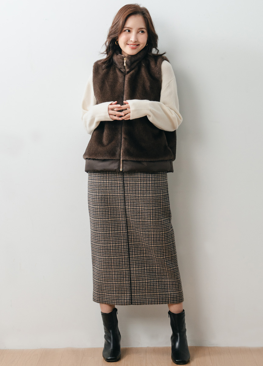 仿毛拼接鋪棉背心 